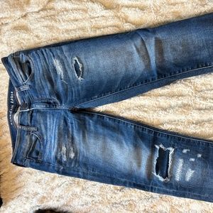 Women’s American eagle jeans
